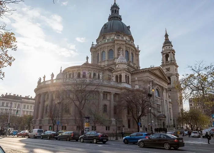 Basilica Studio - City Center